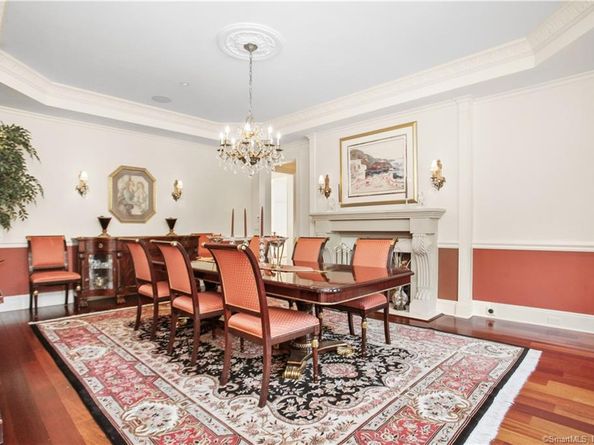 26 Pequot Lane, New Canaan CT 06840