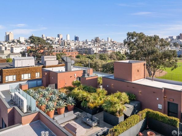 1598 Bay Street 104, San Francisco CA 94123