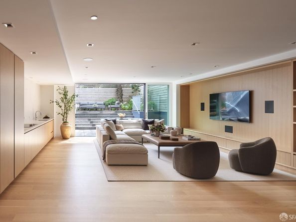 2467 Pacific Avenue, San Francisco CA 94115