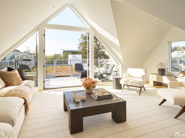 2467 Pacific Avenue, San Francisco CA 94115