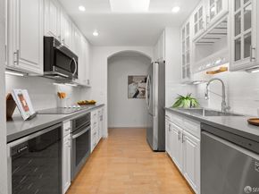 340 Vallejo Drive 80, Millbrae CA 94030