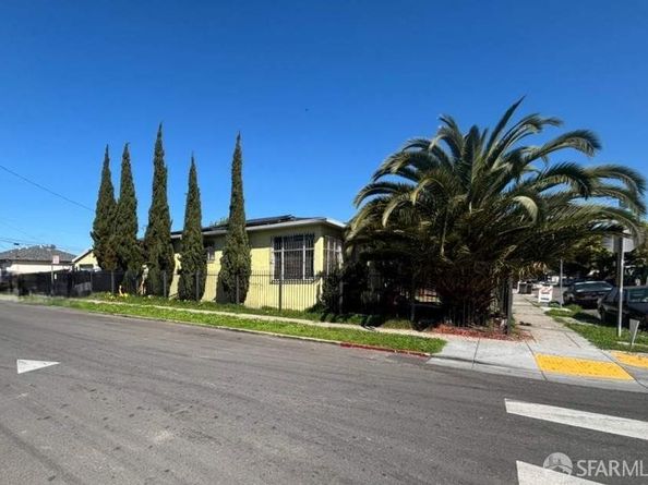 1201 62nd Avenue, Oakland CA 94621