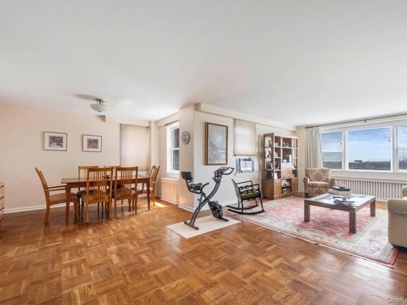 3135 Johnson Avenue 16C, Bronx NY 10463