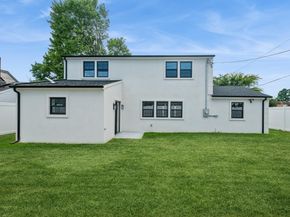 5 Thimble Lane, Hicksville NY 11801