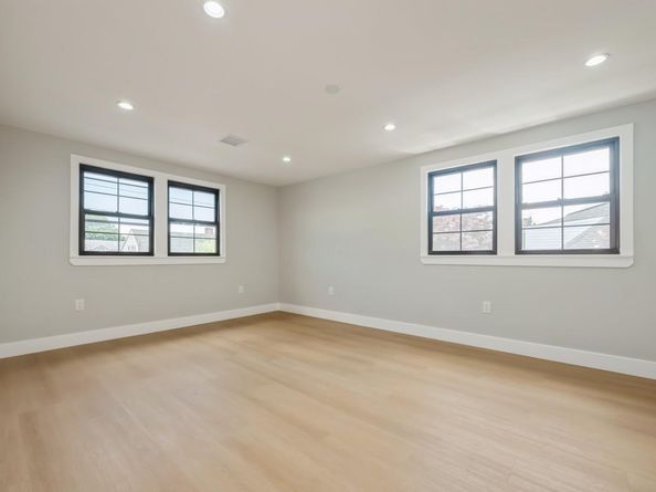 5 Thimble Lane, Hicksville NY 11801