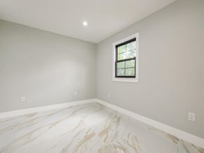5 Thimble Lane, Hicksville NY 11801