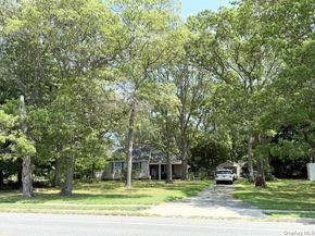 1101 Broadway Avenue, Holbrook NY 11741