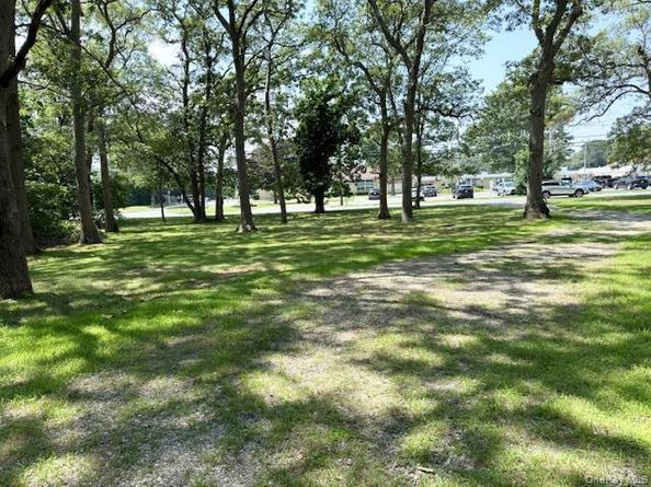 1101 Broadway Avenue, Holbrook NY 11741