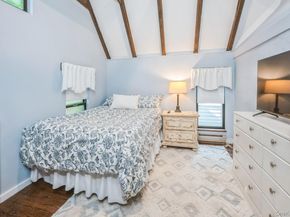 17 Valley Road, Larchmont NY 10538