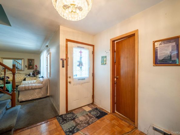 14 Arcadia Drive, Dix Hills NY 11746