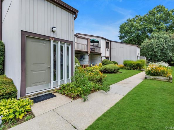 43 Richmond Boulevard 2A, Ronkonkoma NY 11779