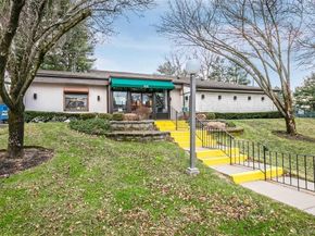 43 Richmond Boulevard 2A, Ronkonkoma NY 11779