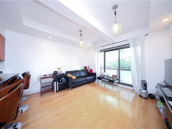1520 W 10th Street 2A, Brooklyn NY 11204