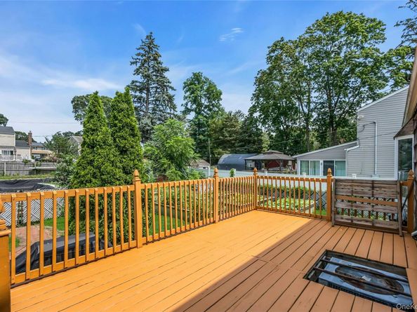 639 Townline Road, Hauppauge NY 11788