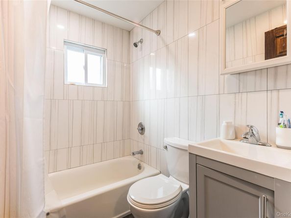 80-15 168th Street, Fresh Meadows NY 11432
