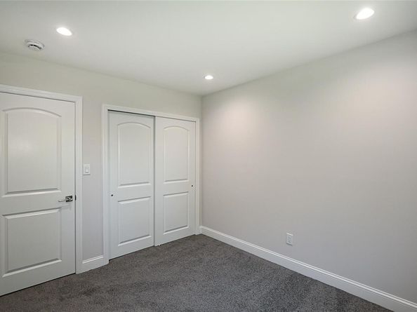 5 Amesworth Court, Middle Island NY 11953