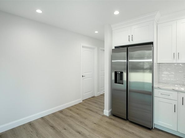 5 Amesworth Court, Middle Island NY 11953