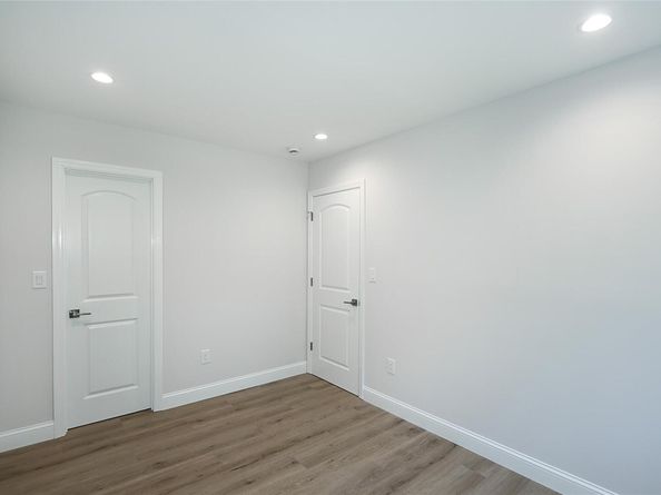 5 Amesworth Court, Middle Island NY 11953