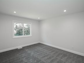 5 Amesworth Court, Middle Island NY 11953
