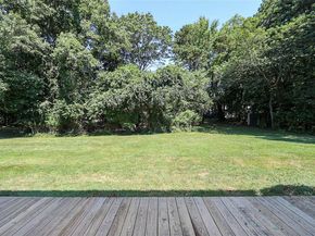 5 Amesworth Court, Middle Island NY 11953