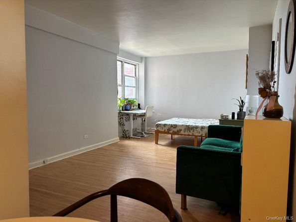 3920 52nd Street 5E, Sunnyside NY 11377