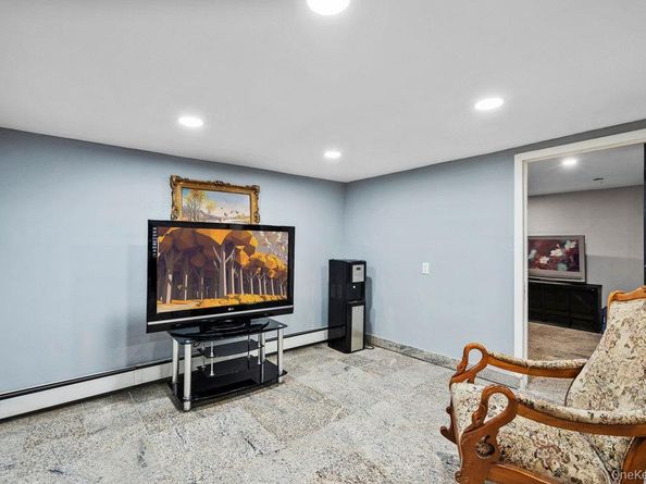 1212 Herzel Boulevard, West Babylon NY 11704