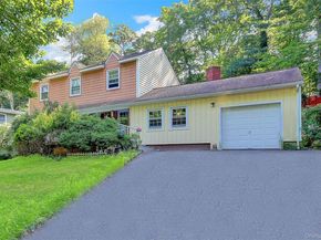 75 Landing Road, Miller Place NY 11764