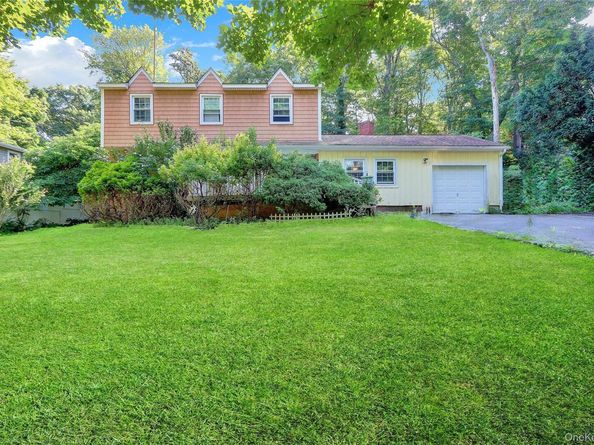 75 Landing Road, Miller Place NY 11764