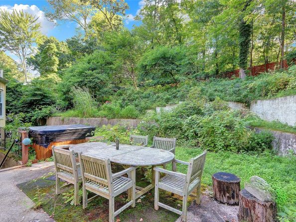 75 Landing Road, Miller Place NY 11764