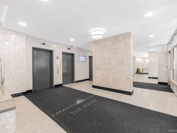 880 Boynton Avenue 13L, Bronx NY 10473