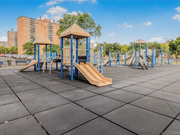880 Boynton Avenue 13L, Bronx NY 10473