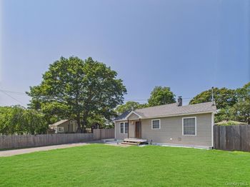 279 Commack Road