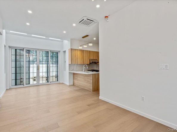 150-25 Hawtree Street, Ozone Park NY 11417