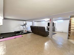 945 Benedict Street, Bohemia NY 11716