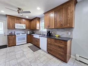 945 Benedict Street, Bohemia NY 11716
