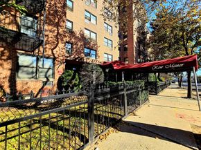 131-11 Kew Gardens Rd 5F, Richmond Hill NY 11418