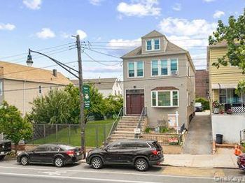 930 Morris Park Avenue