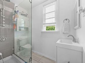 930 Morris Park Avenue, Bronx NY 10462