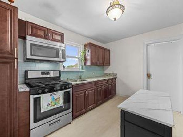 930 Morris Park Avenue, Bronx NY 10462