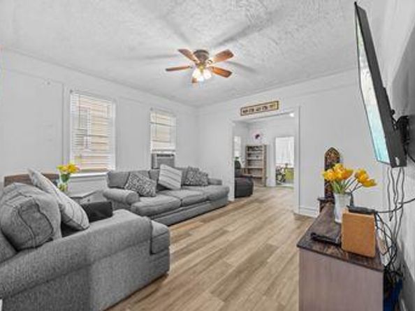 930 Morris Park Avenue, Bronx NY 10462