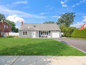 17 Dellmarie Lane, Nesconset NY 11767