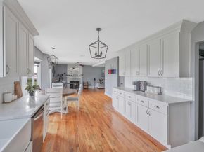 24 Pleasant Court, Baiting Hollow NY 11933