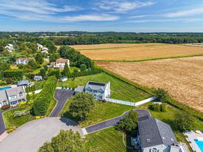 24 Pleasant Court, Baiting Hollow NY 11933