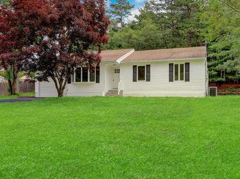 181 Wading River Hollow Road