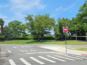 13834 247th Street, Rosedale NY 11422