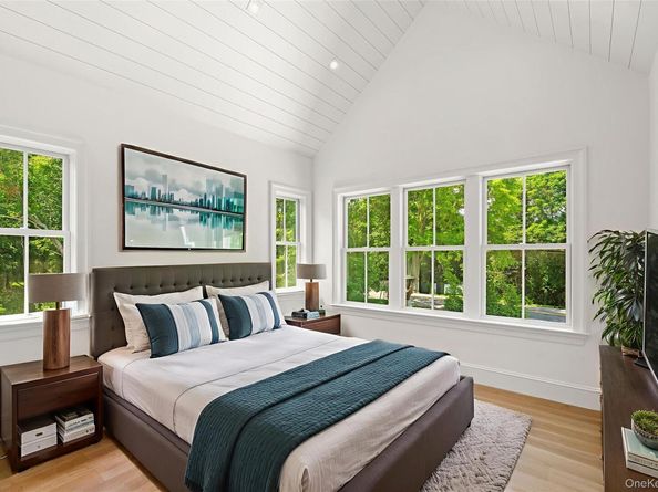 161 South Road, Westhampton NY 11977