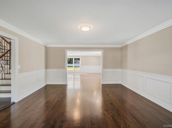 14 Quintree Lane, Melville NY 11747
