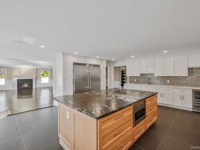 14 Quintree Lane, Melville NY 11747