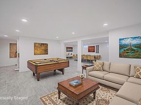 14 Quintree Lane, Melville NY 11747