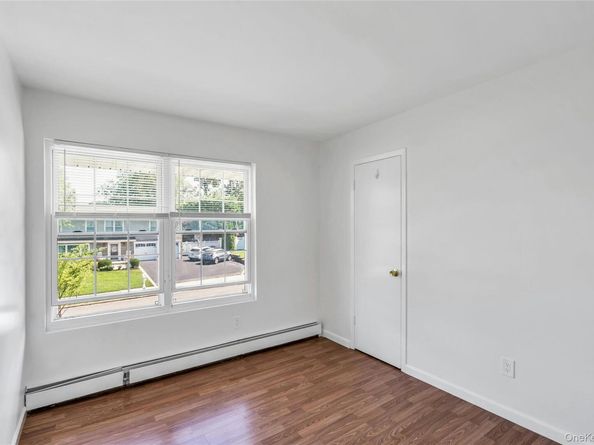 44 Apple Tree Drive, Hauppauge NY 11788